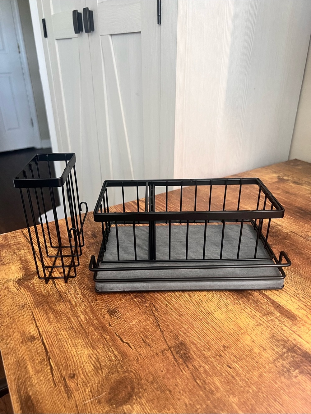 Black Metal Dish Soap Holder